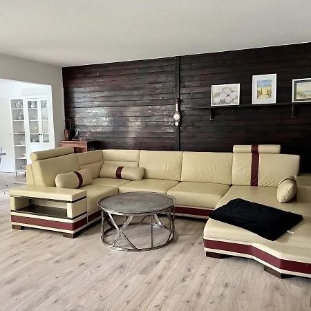 Villa Town Meets Country Birkenwerder Esterno foto